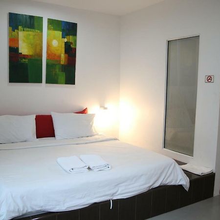 Gp Rooms Pool Guesthouse Pattaya Bagian luar foto