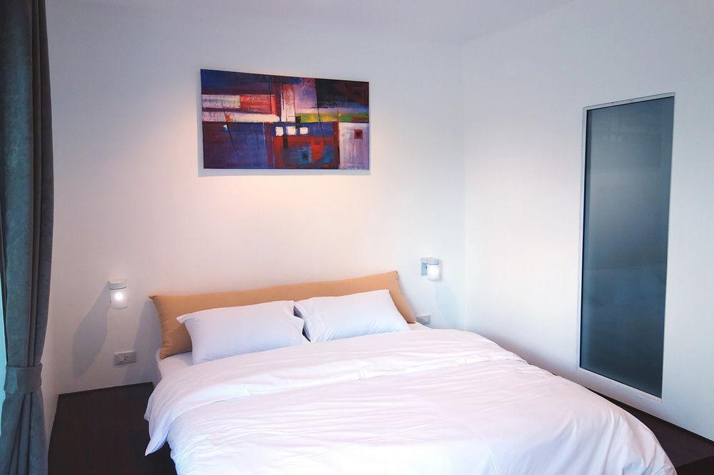 Gp Rooms Pool Guesthouse Pattaya Bagian luar foto
