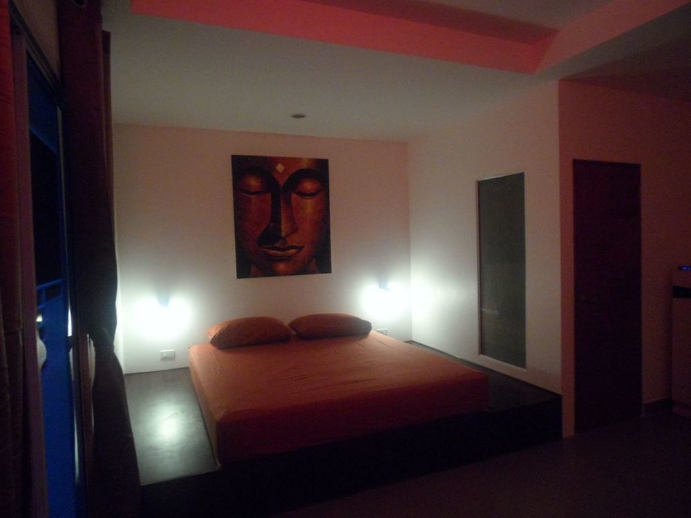 Gp Rooms Pool Guesthouse Pattaya Bagian luar foto