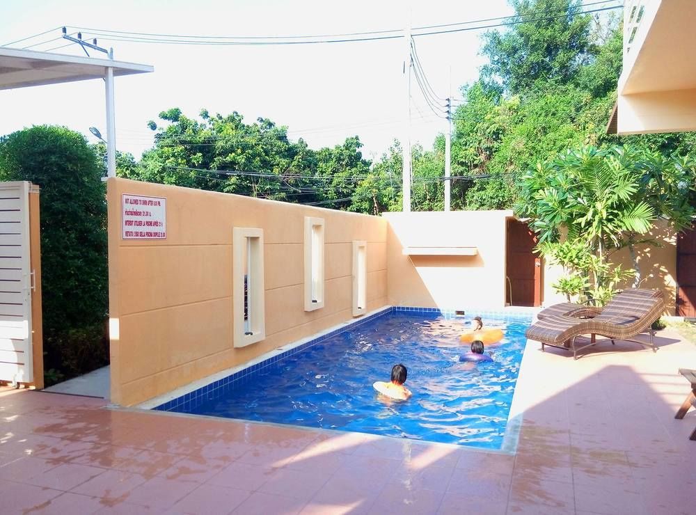 Gp Rooms Pool Guesthouse Pattaya Bagian luar foto